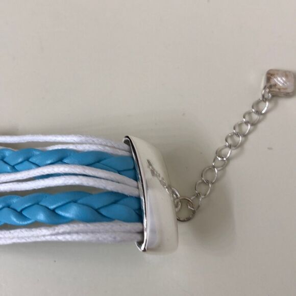 ☃️Frosty☃️ Bracelet ❄️NWOT❄️  - Picture 4 of 5